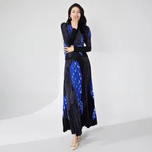 2025 Spring wear suit fashionable high-end women's clothing temperament printed slim-fitting long-sleeved top pleated skirt two-piece set