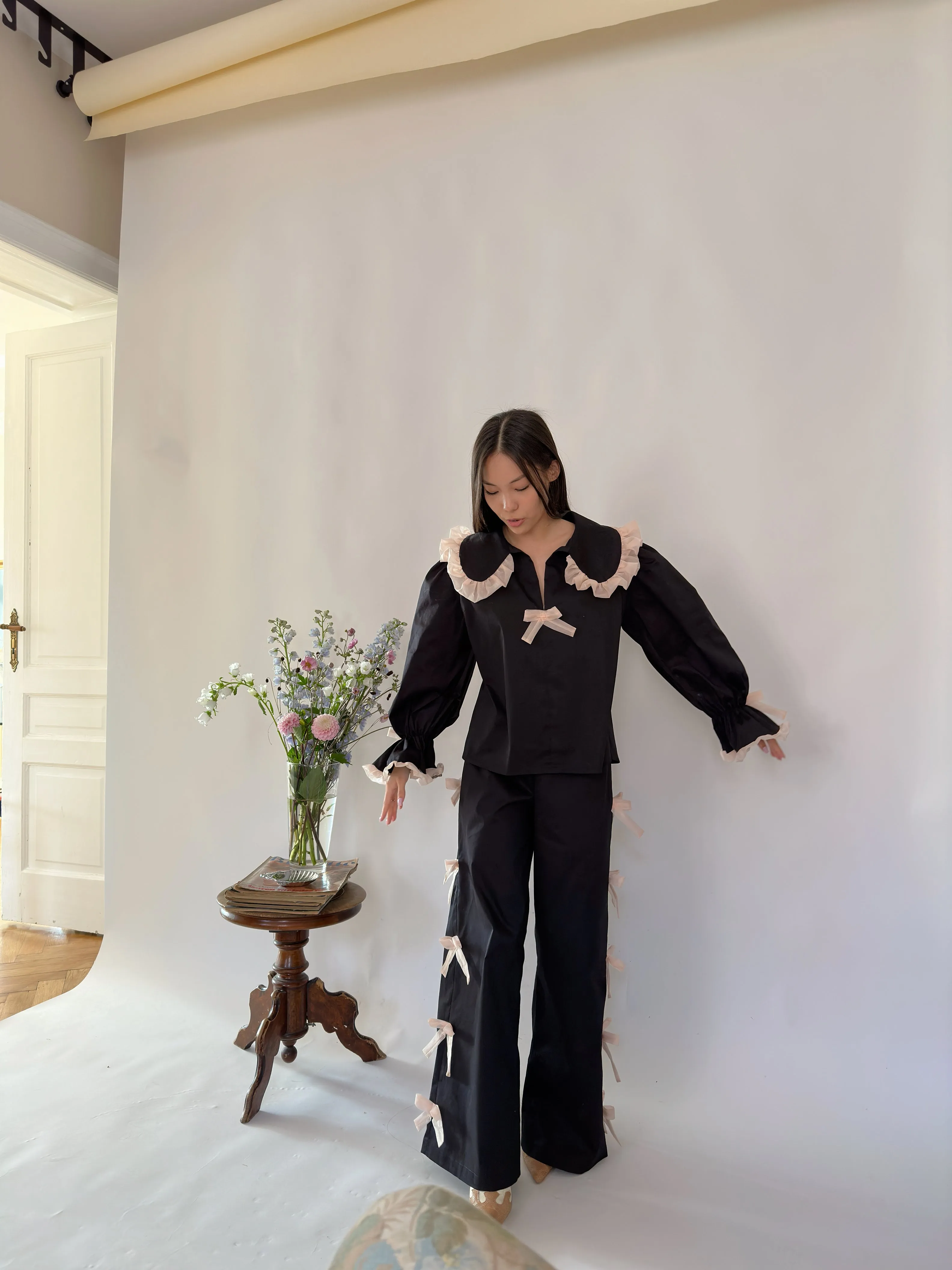 Black ruffles and bows set of two pieces