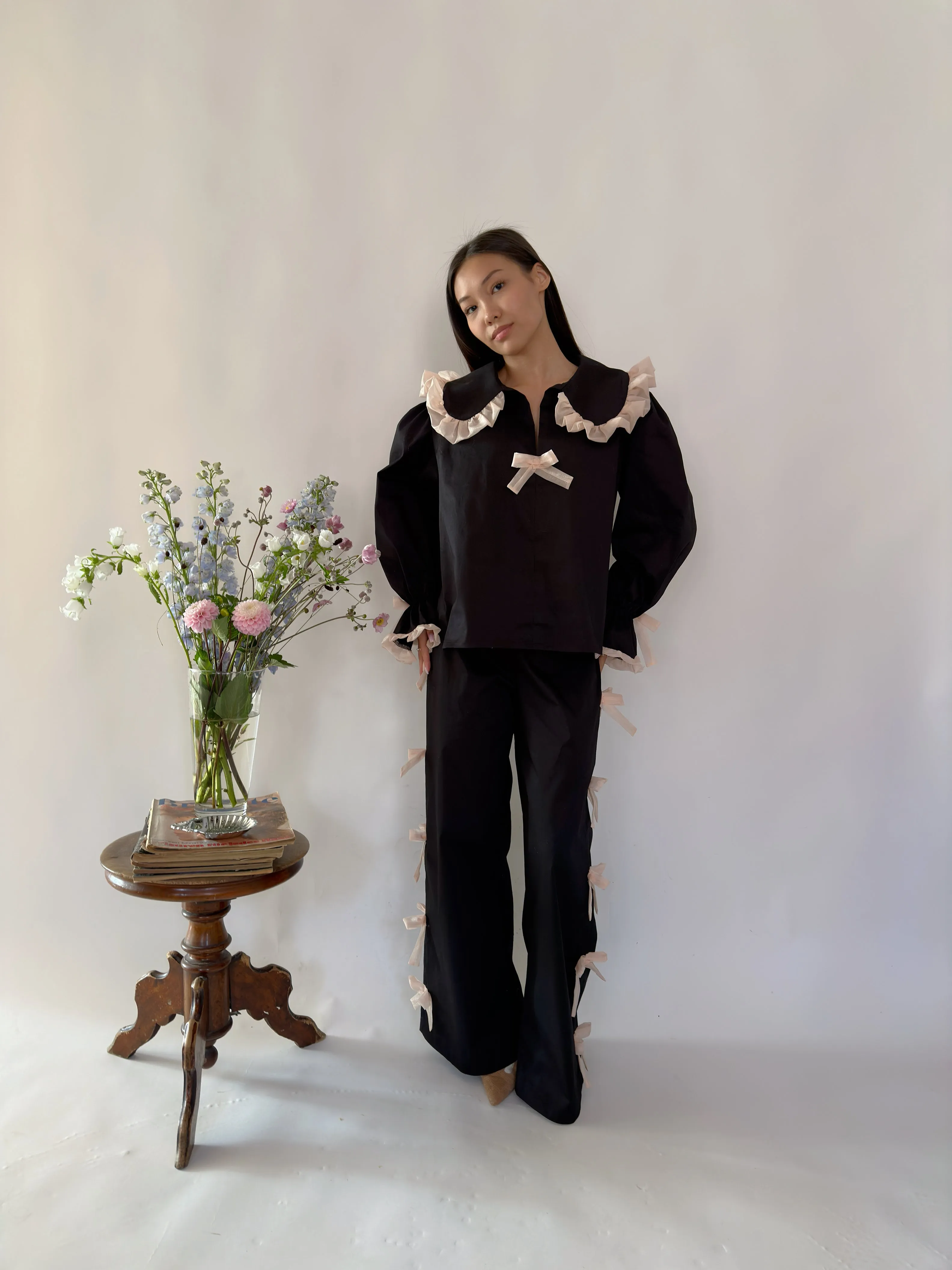 Black ruffles and bows set of two pieces