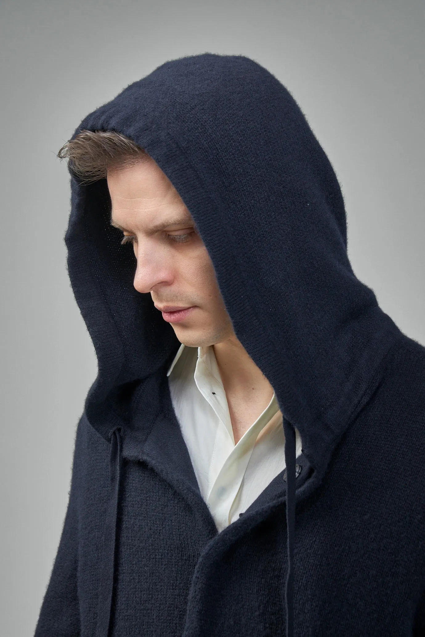 EV7WK02  Handmade Extended-Length Long Hooded Cardigan