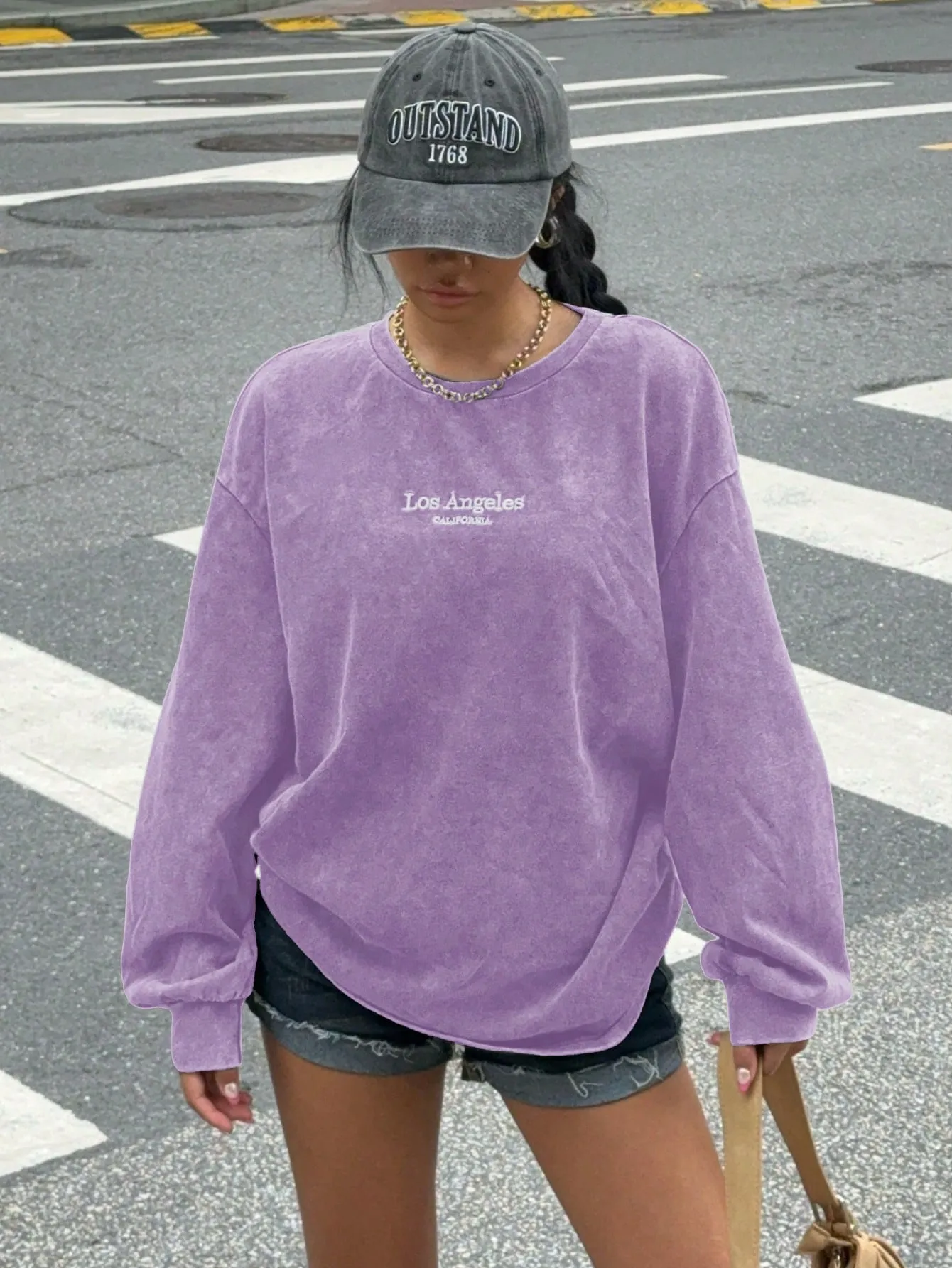 EZwear Women's Vintage Distressed Embroidery Round Neck Long Sleeve Sweatshirt T-Shirt