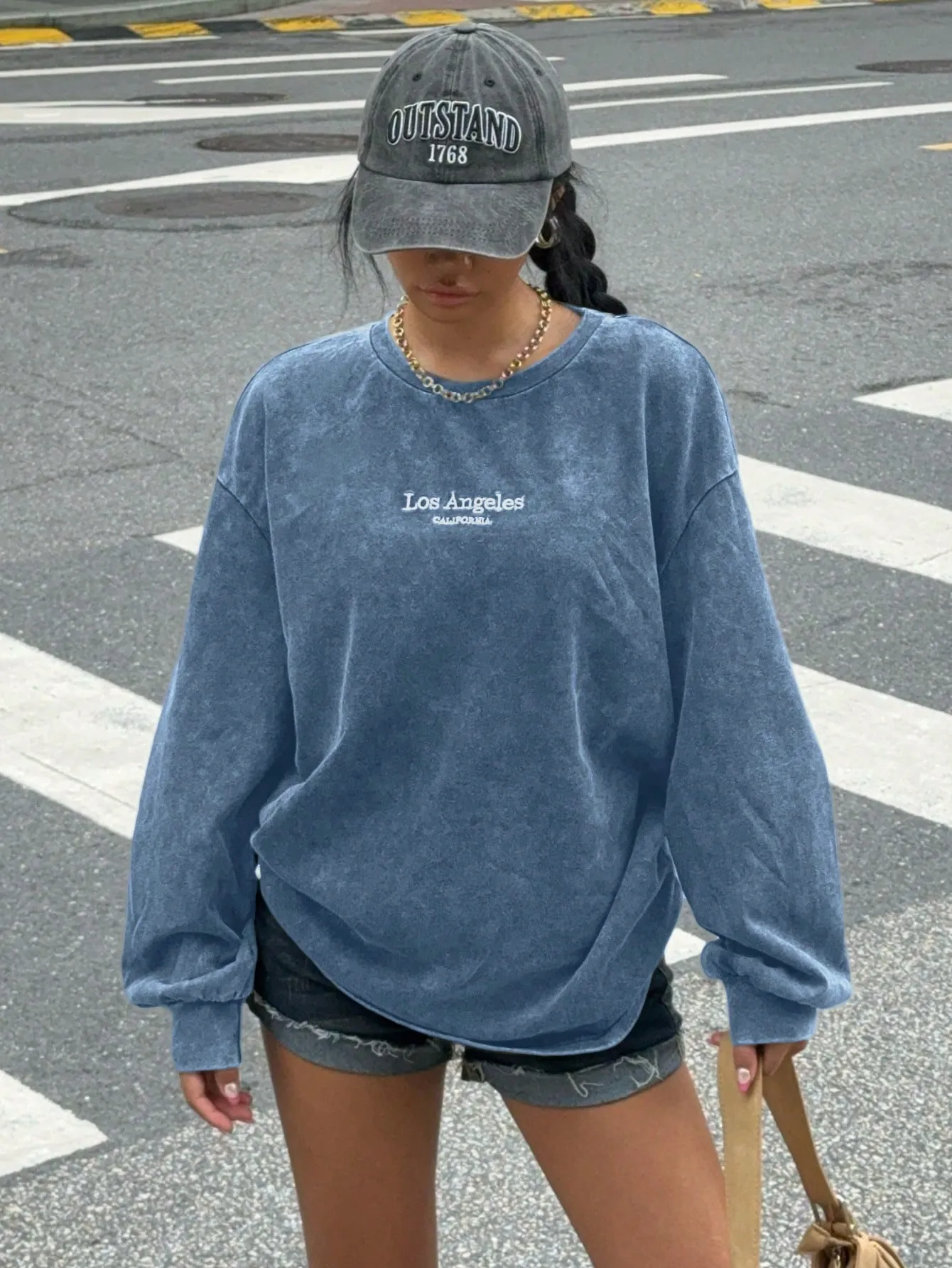 EZwear Women's Vintage Distressed Embroidery Round Neck Long Sleeve Sweatshirt T-Shirt