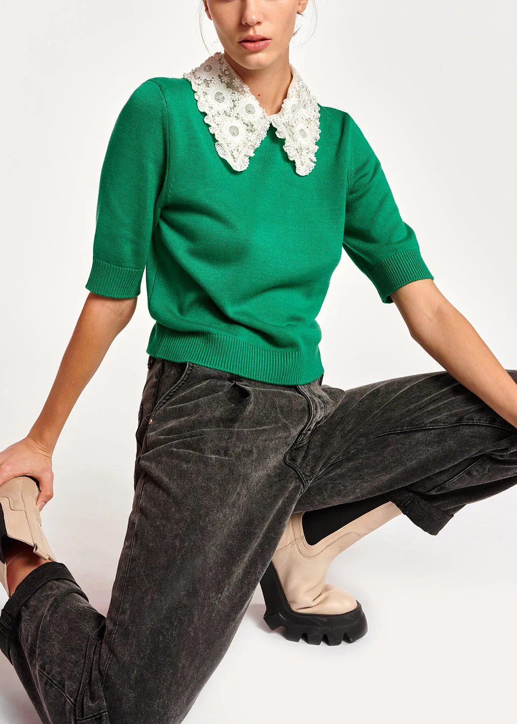 Green sweater with lace and pearl-embroidered collar